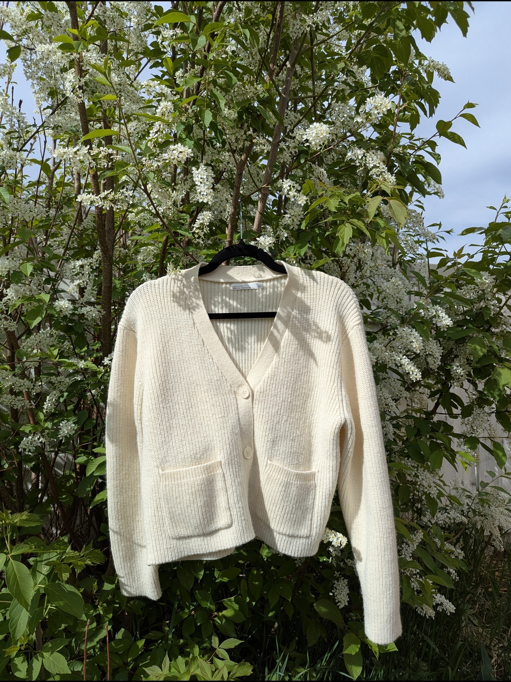 OAK + FORT Cozy Ribbed Cropped Cardigan